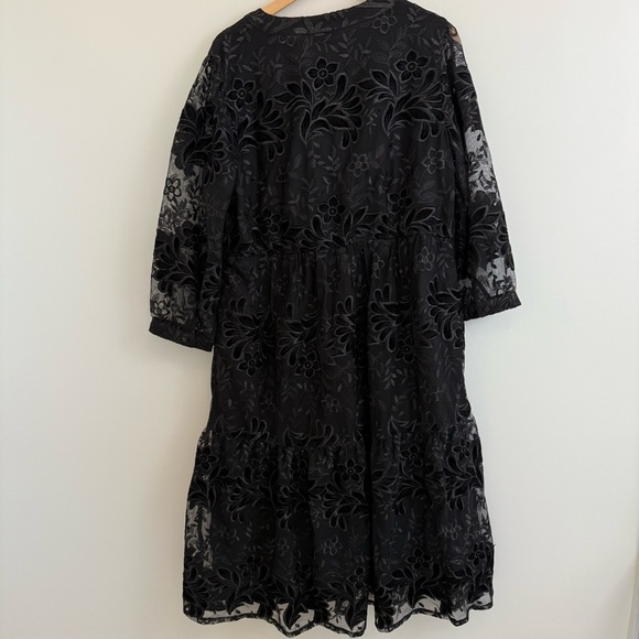 John Mark Black Lace Midi Dress Size XL - Picture 8 of 14